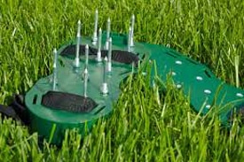 Lawn aeration device