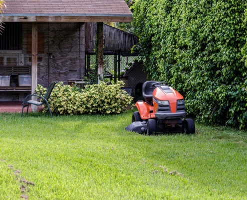 Bermuda grass on a small home